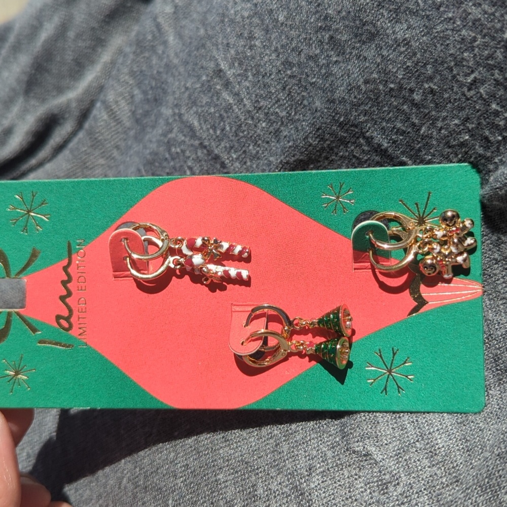 NWT I Am Christmas Earrings